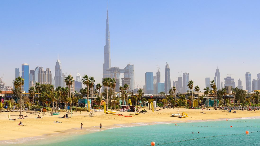 <strong>2. Dubai: </strong>In second place, Dubai had the most international arrivals per city, leading the way in tourism performance. 