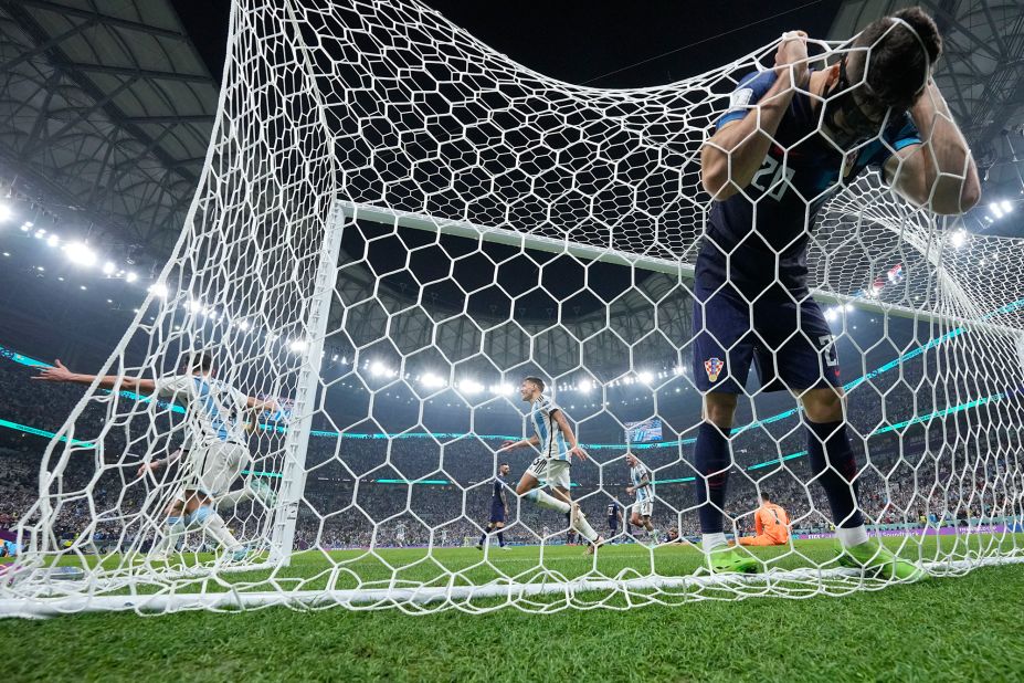 USMNT knocked out of World Cup in round of 16 by clinical Netherlands