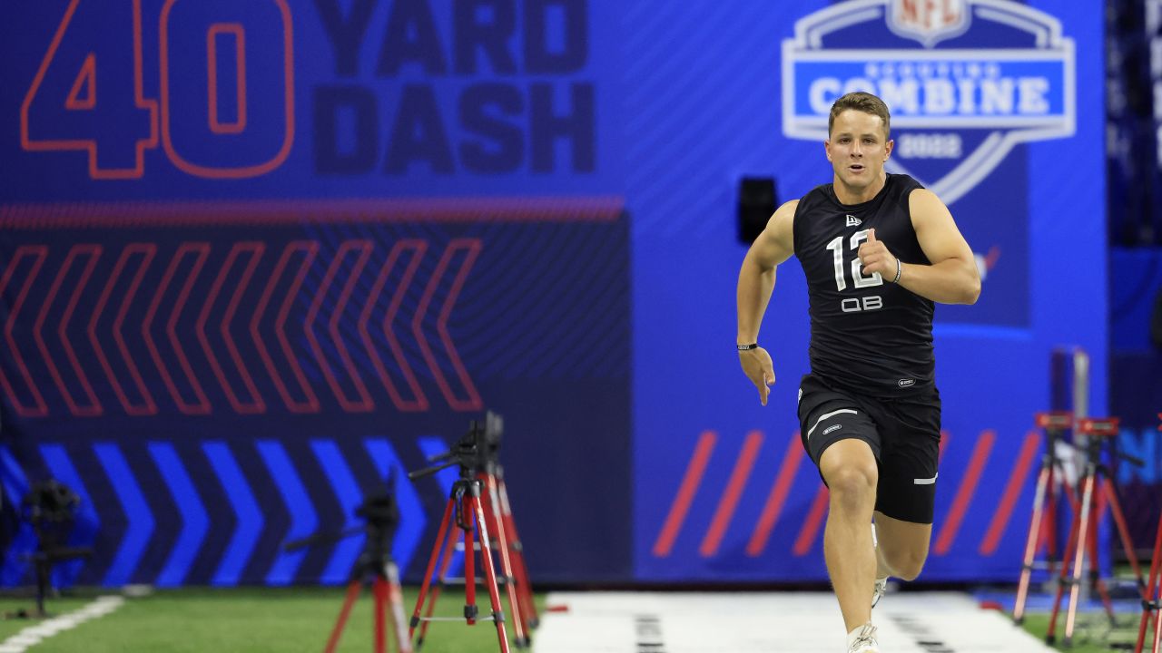 Purdy runs the 40-yard dash during the 2022 NFL Combine at Lucas Oil Stadium.