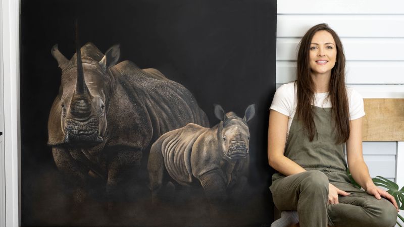 Hyper-realistic paintings of animals promote conservation | CNN