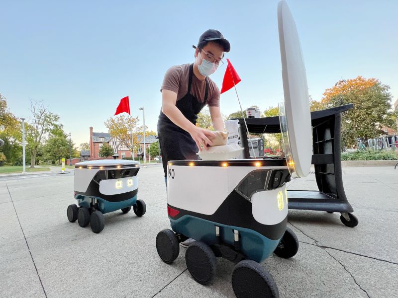 Delivery robots best sale for sale