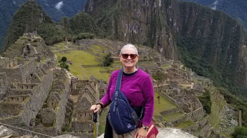 미국 관광객 캐서린 마르투치는 페루 마추픽추에서 자신의 행아웃에 대해 CNN과 인터뷰했습니다.