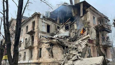 A residential building damaged by a Russian missile in Kryvyi Rih.