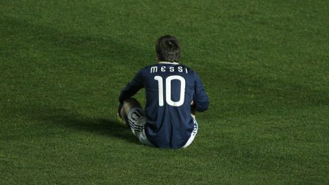 Lionel Messi fue abucheado por su propia afición tras la derrota en la Copa América 2011.