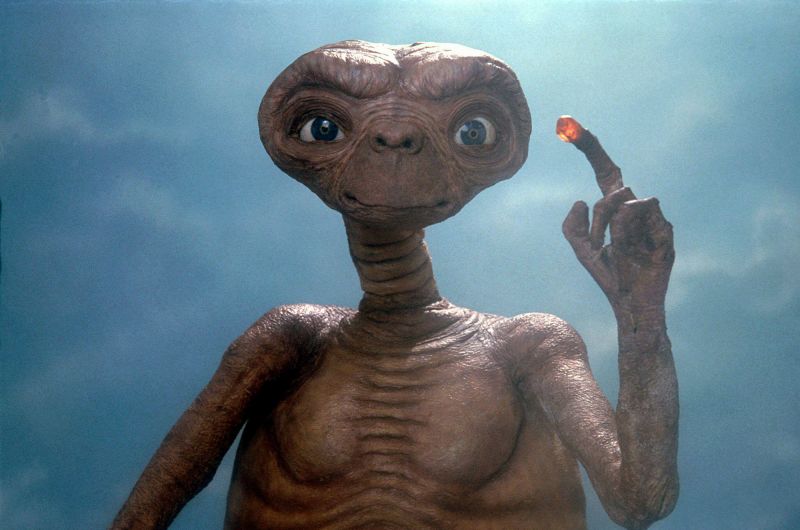 Original animatronic 'E.T.' model used in Spielberg classic sells for $2.56  million | CNN
