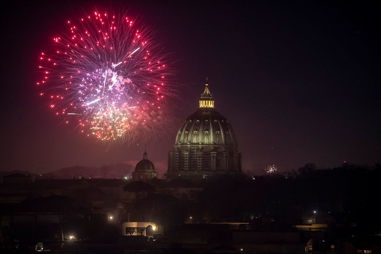 <strong>Rome, Italy:</strong> Fireworks are seen over St. Peter's Basilica on New Year's Eve 2021  in Rome.
