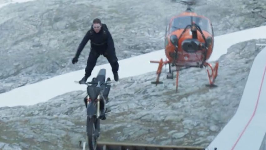 Tom Cruise Cliff Jump Stunt 1