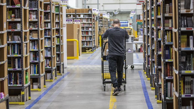 Amazon licenzierà più di 18.000 lavoratori