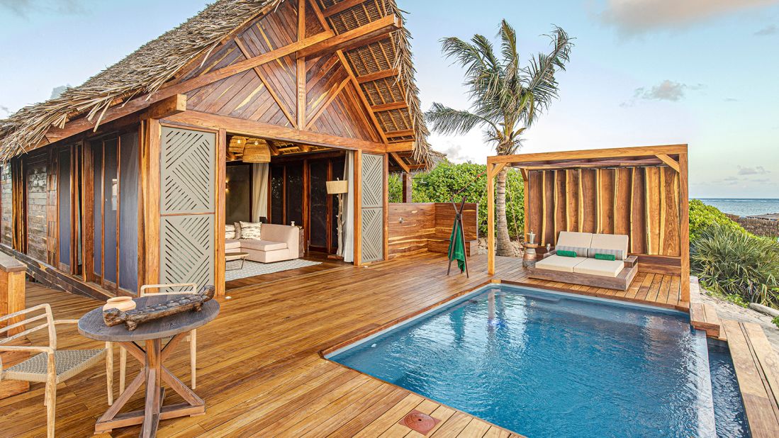 <strong>Banyan Tree Ilha Caldeira, Mozambique:</strong> This resort features 40 thatched-roof villas scattered about a tiny tropical island off the coast of Mozambique.