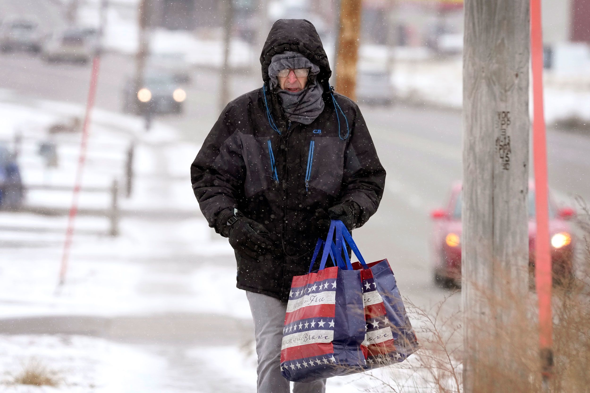 Holiday Storm: Bitter Cold Christmas Eve Will Dawn Across Eastern