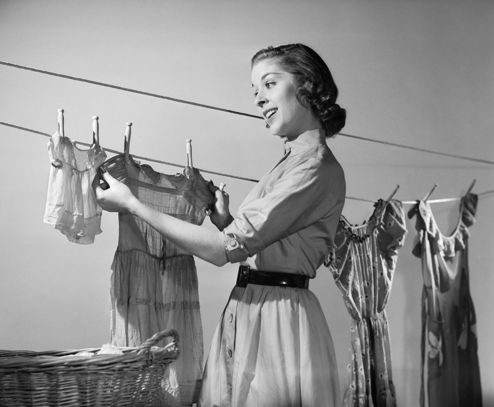 https://media.cnn.com/api/v1/images/stellar/prod/221223144703-03-housewife-1950s-restricted.jpg?c=original