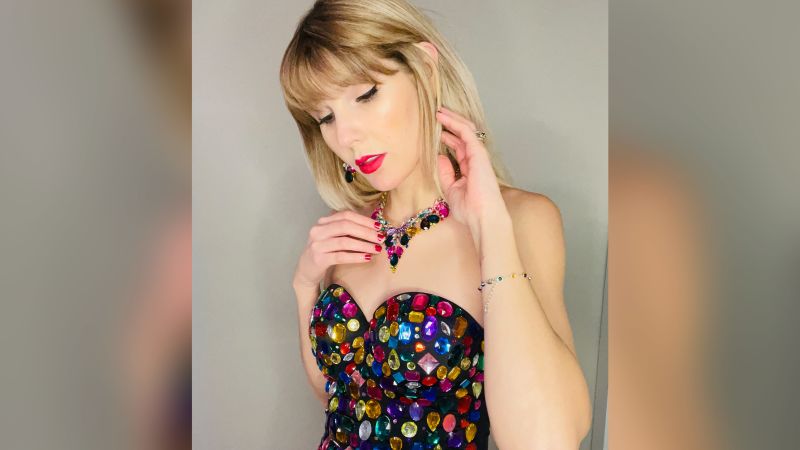 Taylor Swift’s look-alike knows all too well how tough the internet can be | CNN