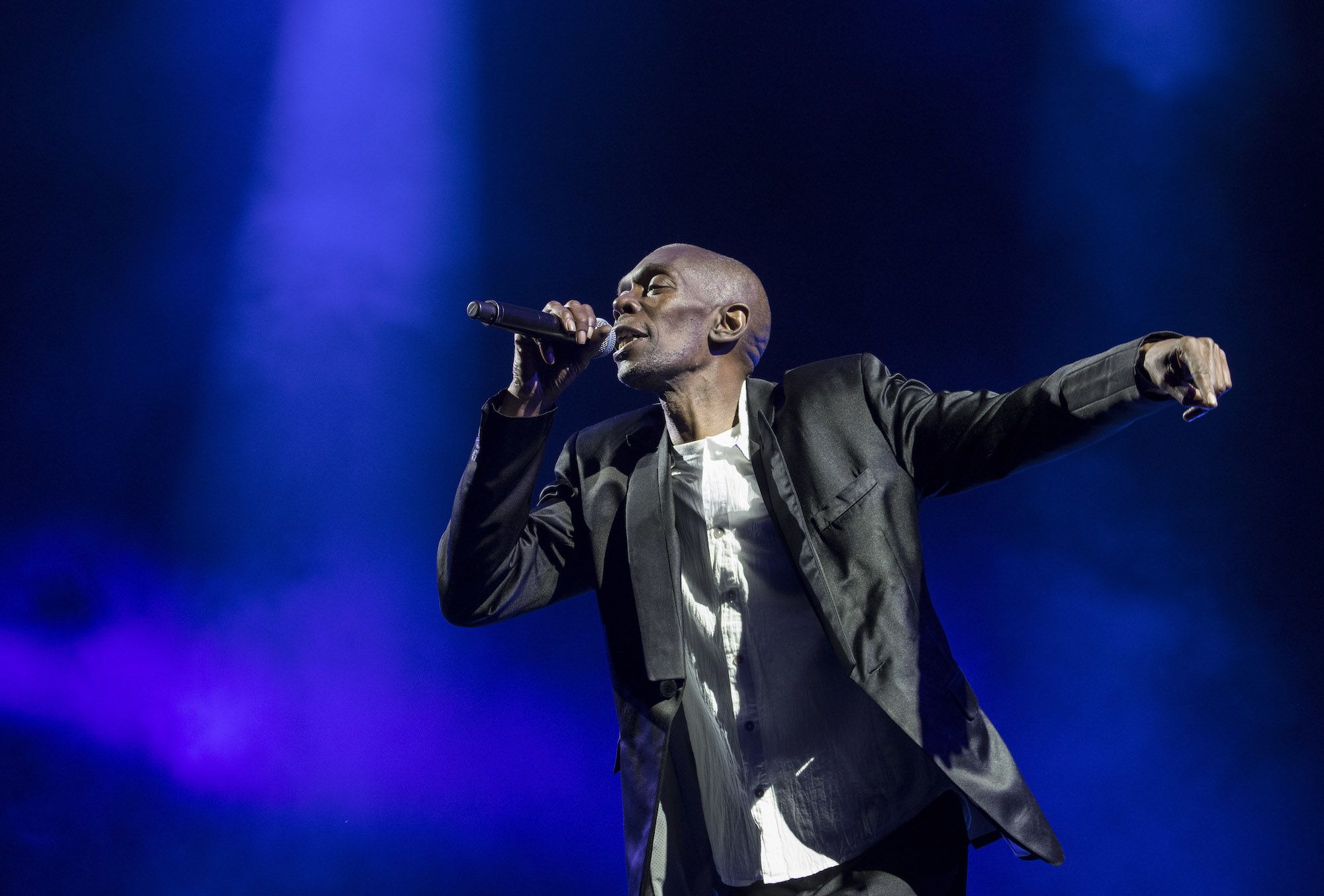 Maxi Jazz, lead singer of dance group Faithless, dies at 65 | CNN