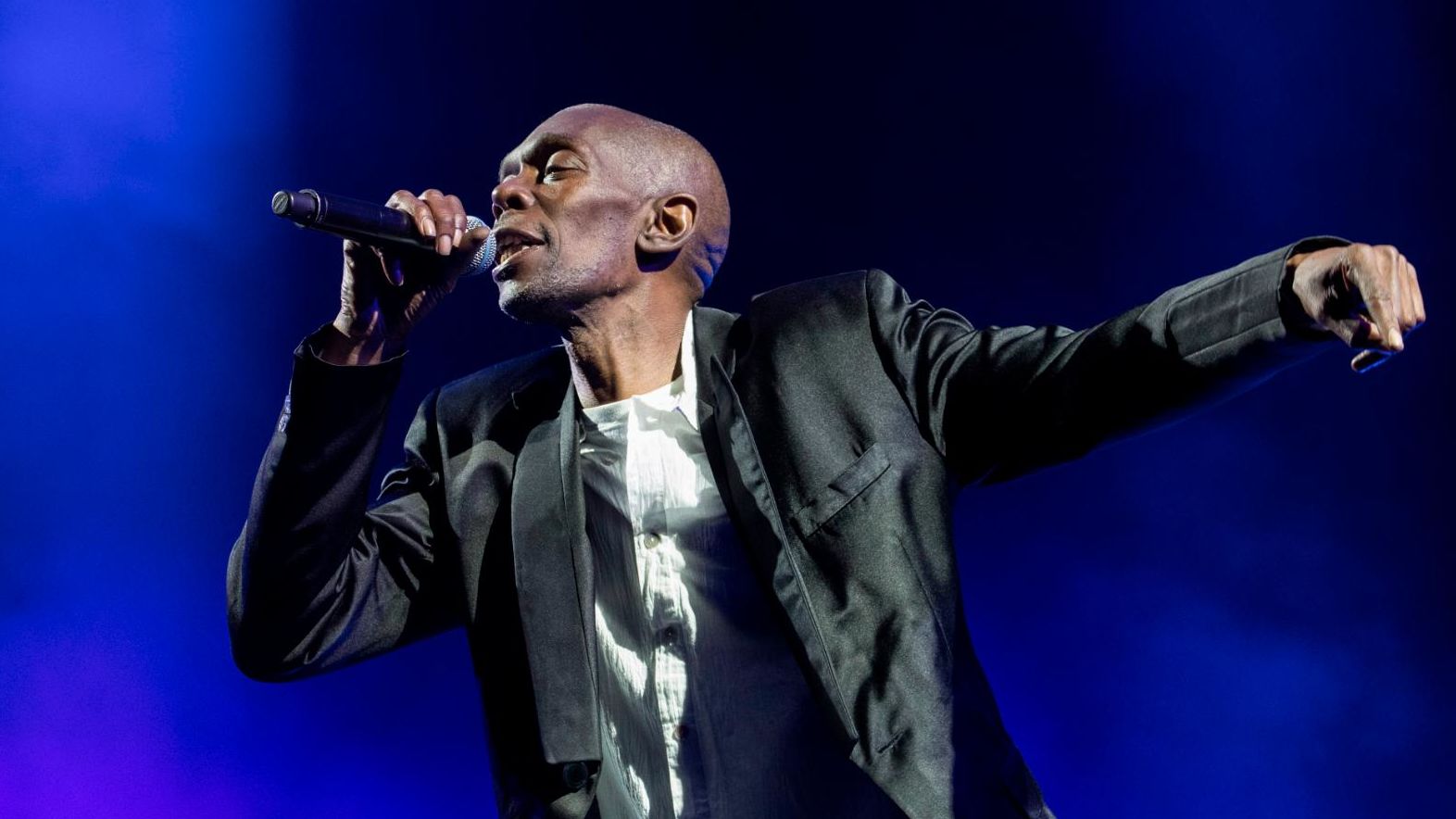 <a href="https://www.cnn.com/2022/12/24/entertainment/maxi-jazz-faithless-singer-death/index.html" target="_blank">Maxi Jazz,</a> lead vocalist of the British dance group Faithless, died on December 23. He was 65.