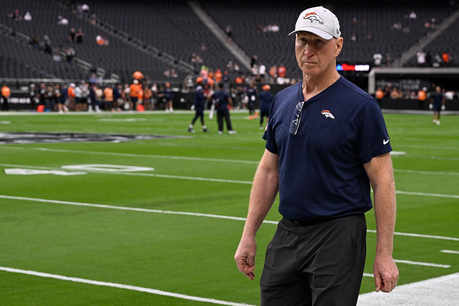 Broncos name Jerry Rosburg as interim head coach after parting ways with  Nathaniel Hackett | CNN