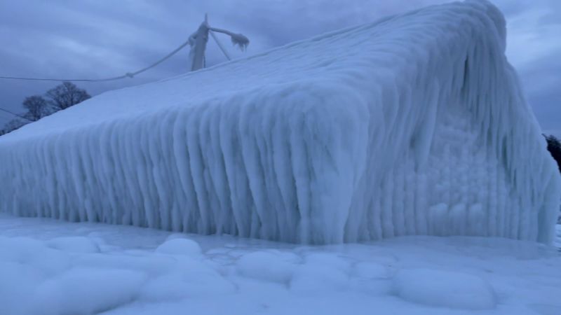 See what massive winter storm did to one store in Wisconsin | CNN