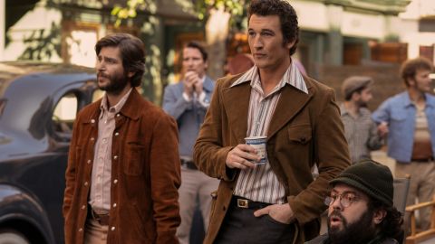 (From left) Dan Folger and Miles Teller in 'The Offer.'