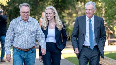 Jerome Powell, chairman of the US Federal Reserve, from right, Lael Brainard, vice chair of the board of governors for the Federal Reserve System, and John Williams, president and chief executive officer of the Federal Reserve Bank of New York, during a break at the Jackson Hole economic symposium in Moran, Wyoming, on Aug. 26, 2022.