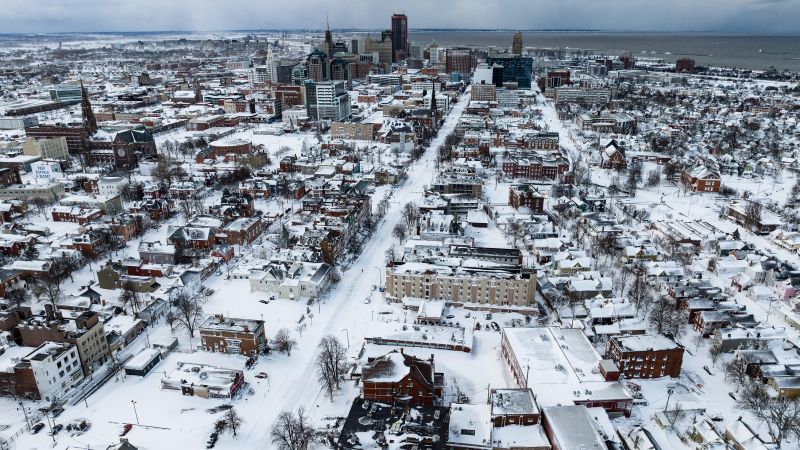 Buffalo pastors rescued more than 100 people and housed them in their church during the historic blizzard | CNN