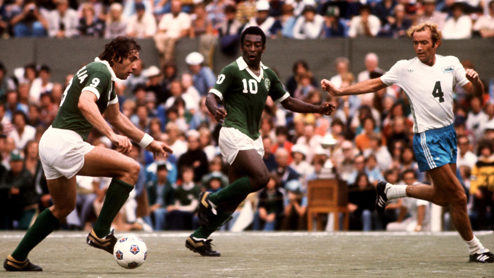 Pelé opened the door for more superstars to play in the US. 