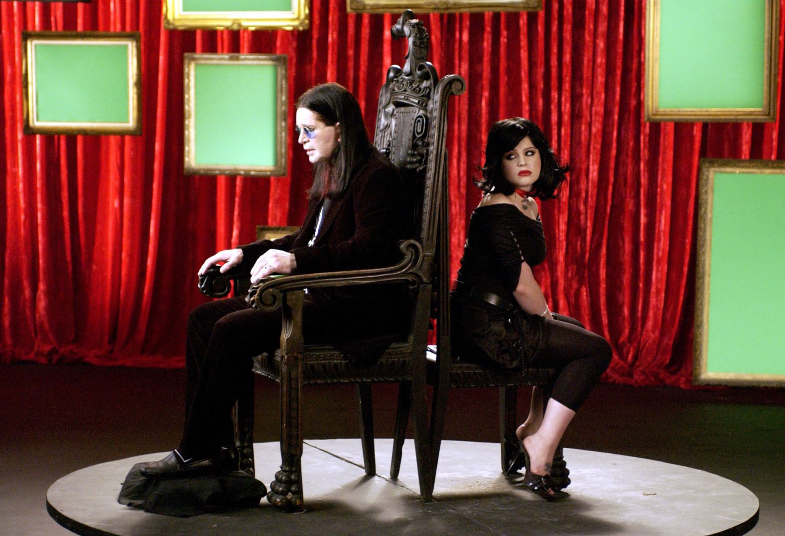 Osbourne and his daughter Kelly film a video for their duet “Changes” in 2003.