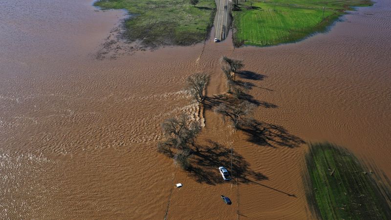 Storm pushes into Central US after walloping California with dangerous flooding and forcing water rescues and evacuations | CNN