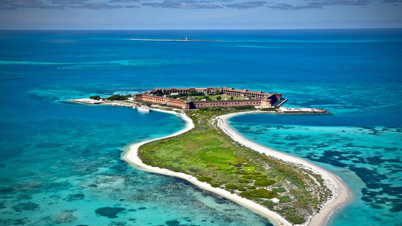 Flying above Fort Jefferson Seaplane photography in the Dry Tortugas