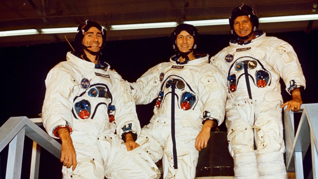 apollo 18 astronauts