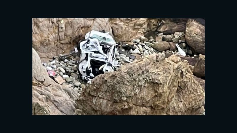 NextImg:Man who drove off cliff says he was pulling over to check tire pressure; wife claims he drove off purposefully, San Francisco Chronicle reports, citing court documents | CNN