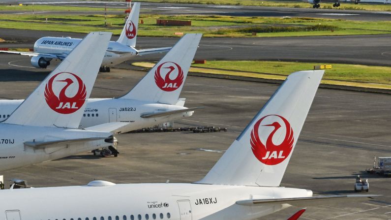 <strong>3. Japan Airlines: </strong>JAL was the third most punctual airline globally. Japan reopened to international tourists in October 2022. <br />