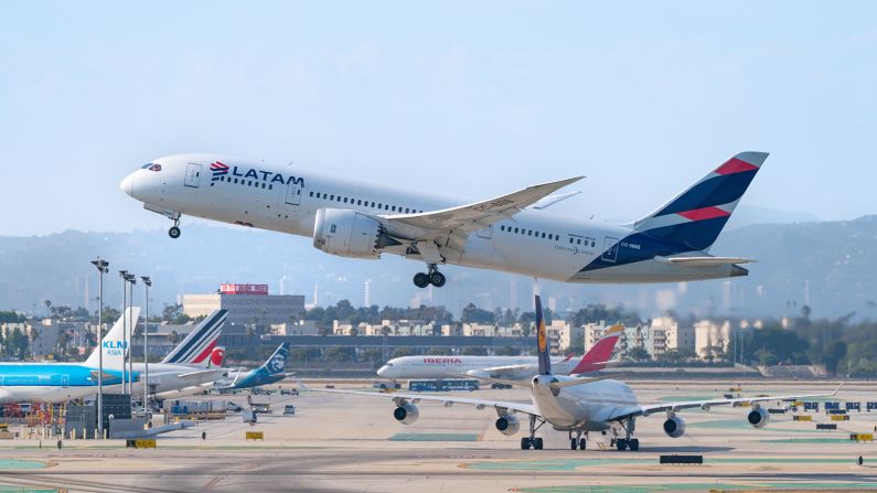 <strong>4. LATAM Airlines:</strong> LATAM was No.4 in the global airlines ranking and also No.4 on the ranking of Latin America's domestic carriers. 