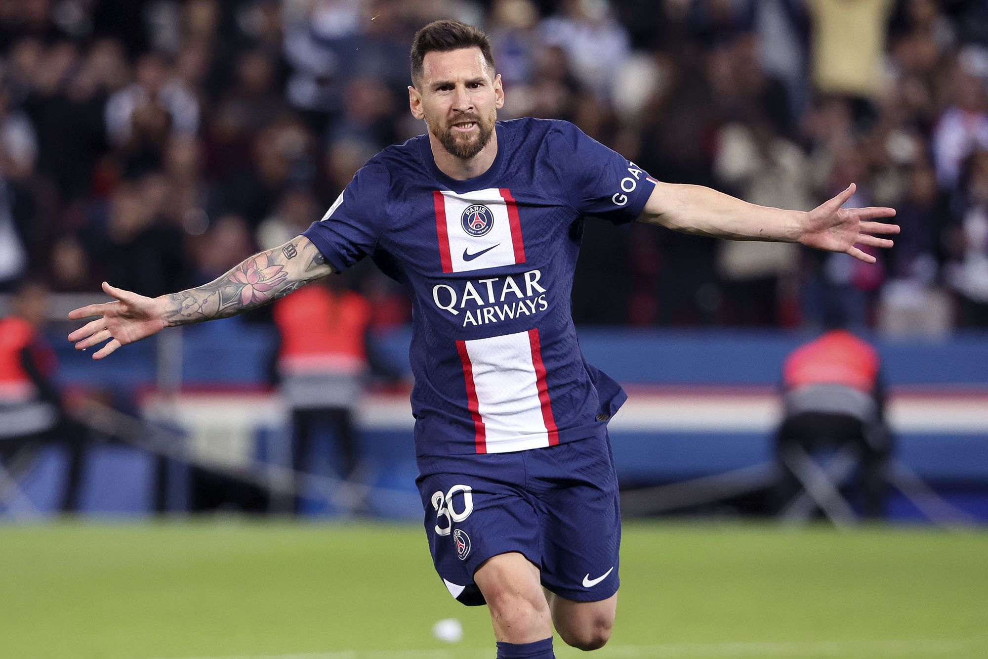 Lionel Messi returns to Paris Saint-Germain training after Argentina's  World Cup victory | CNN