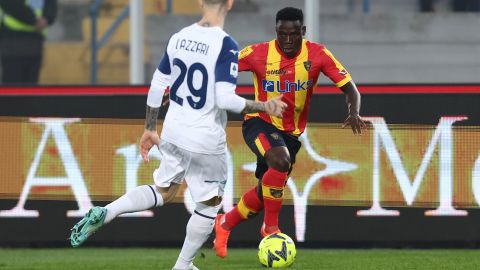 Lameck Banda controls the ball against Lazio.