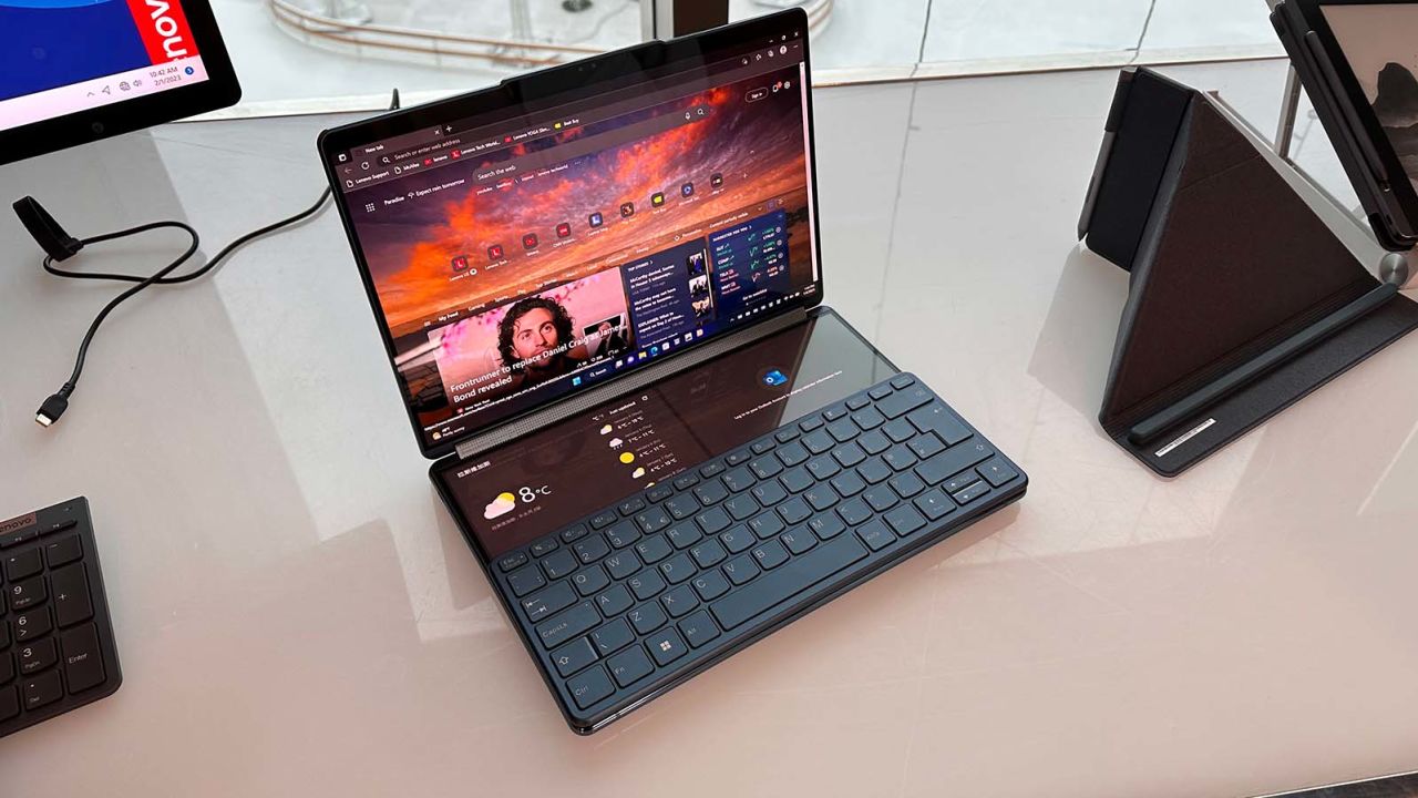 Lenovo YogaBook 9i 3