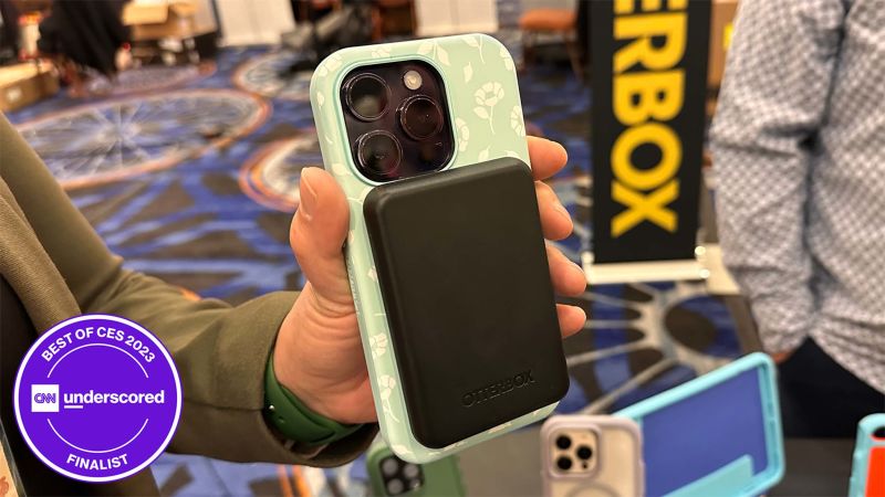 CES 2023 Hands On With Otterbox S New OtterGrip Symmetry Series CNN   230105134124 Otterbox Lead Badged 