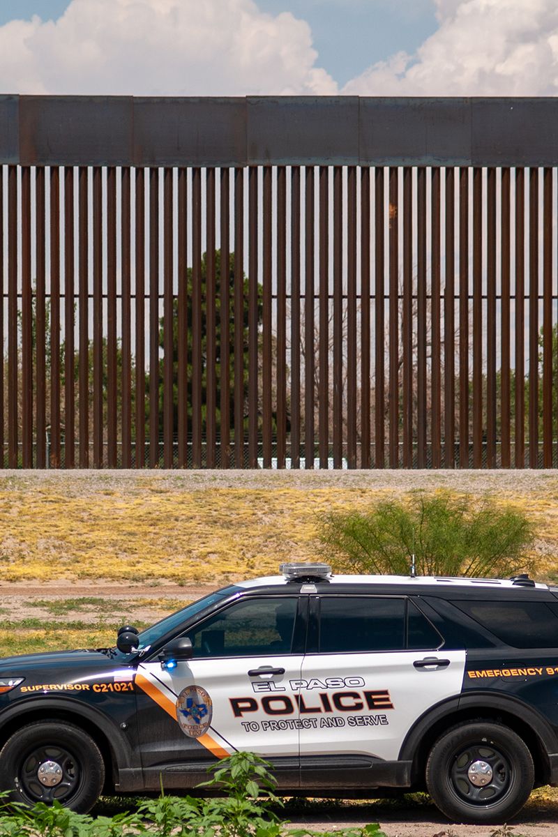El Paso, Texas, police charge man who allegedly harassed migrants with a  gun | CNN