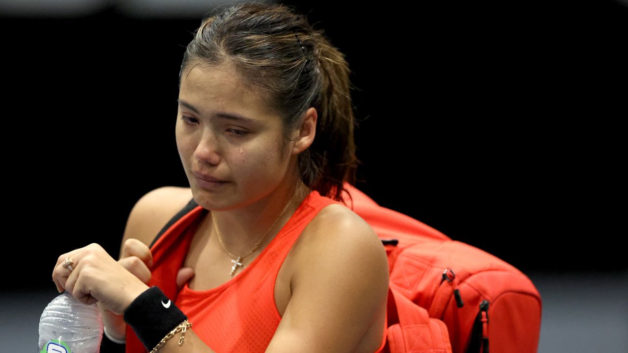 Emma Raducanu withdraws injured from the WTA 250 Auckland Classic in New Zealand on January 5.