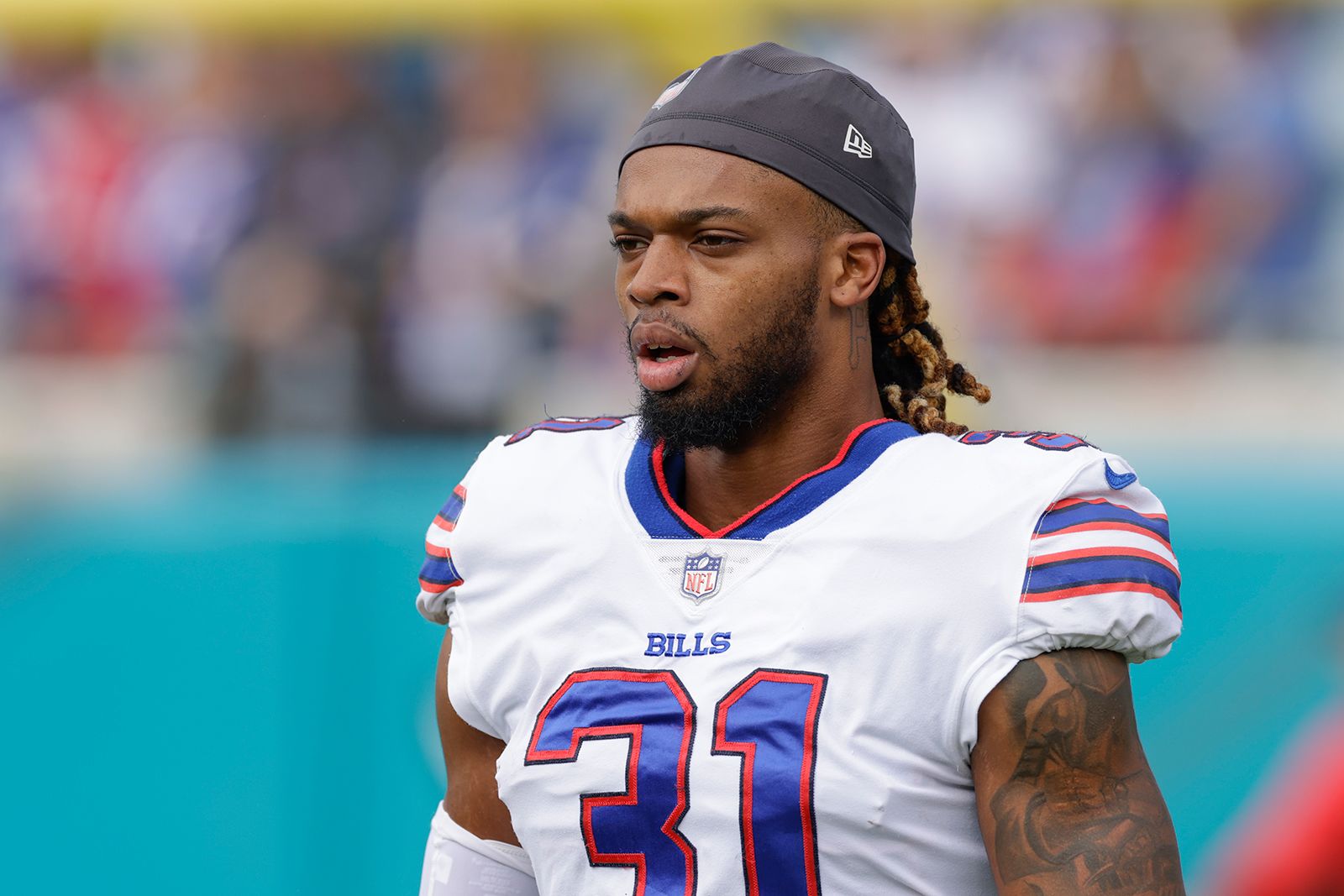 Damar Hamlin update: Bills safety's breathing tube is out and he told team,  'Love you boys,' via video, Buffalo Bills say