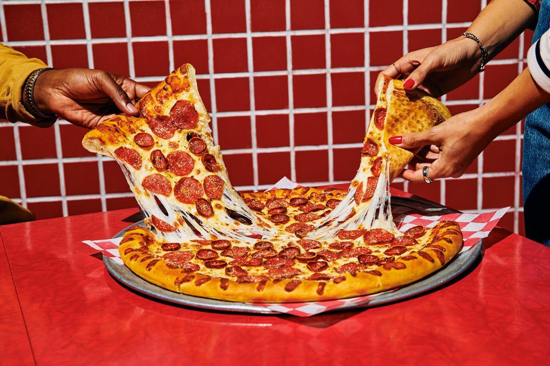 38 Pizza Hut Box Stock Photos, High-Res Pictures, and Images