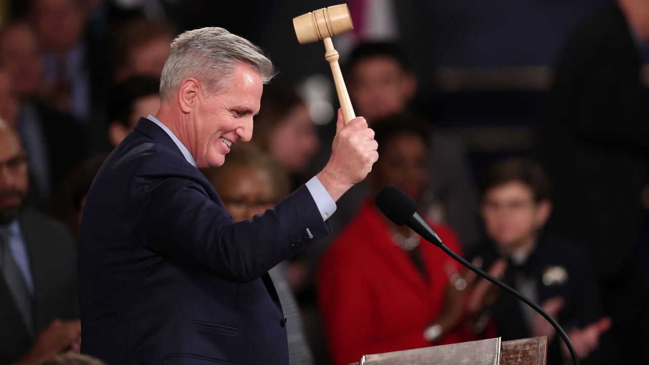 WASHINGTON, DC - JANUARY 07: U.S. Speaker of the House Kevin McCarthy (D-CA) celebrates with the gavel after being elected in the House Chamber at the U.S. Capitol Building on January 07, 2023 in Washington, DC. After four days of voting and 15 ballots McCarthy secured enough votes to become Speaker of the House for the 118th Congress. (Photo by Win McNamee/Getty Images)