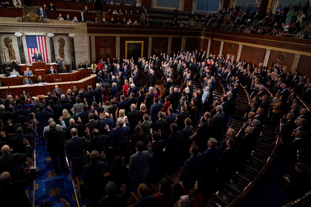 McCarthy swears in members of the House on Saturday.