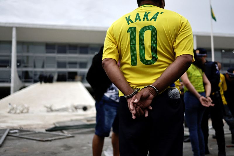 In Pictures: Bolsonaro Supporters Storm Brazilian Congress | CNN