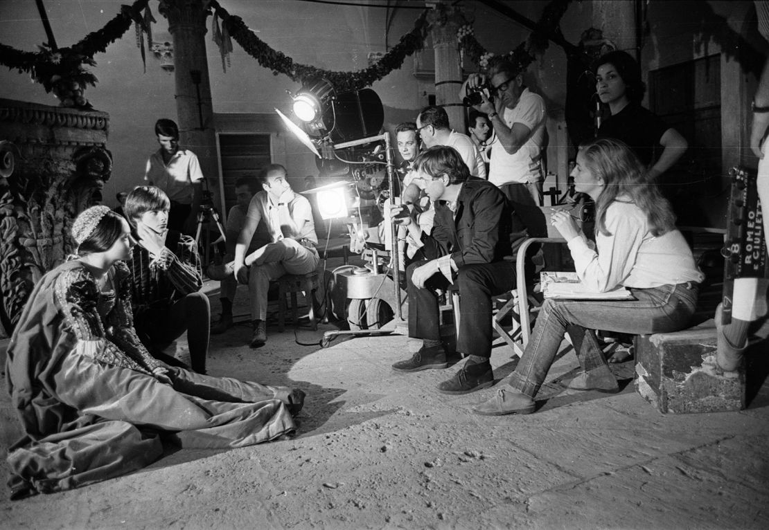 Franco Zeffirelli directs English actors Olivia Hussey and Leonard Whiting in 'Romeo and Juliet' in 1967. 