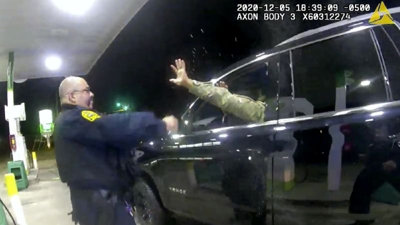 Trial begins for Virginia police officers being sued by Army officer over traffic stop | CNN