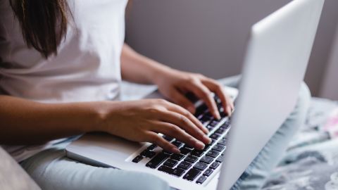 Some teens are seeking out pornography online, but others are coming across it by accident, the report showed.