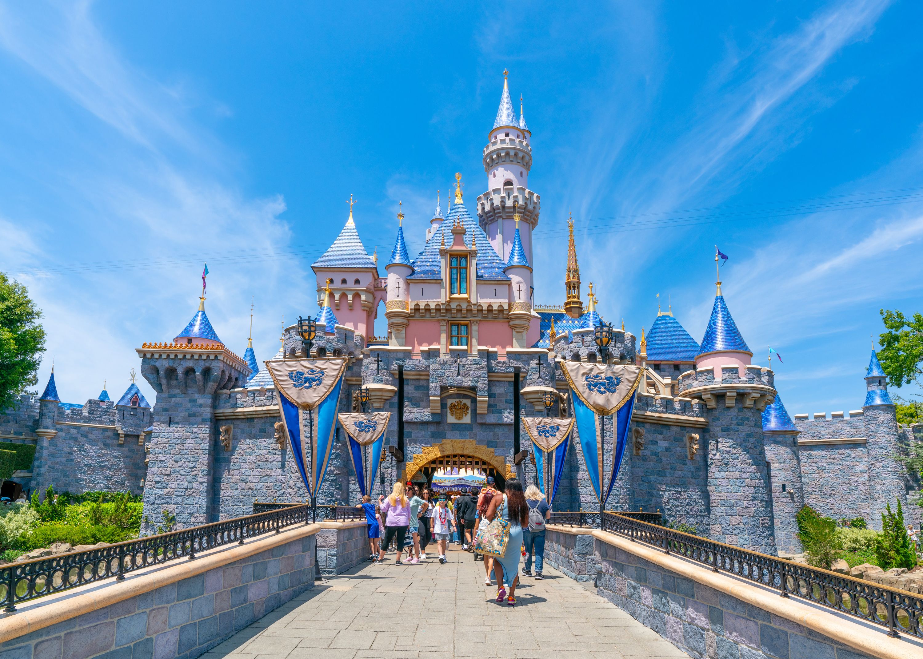 Disneyland Increasing Number Of Days It Offers Cheapest Admission Price |  Cnn