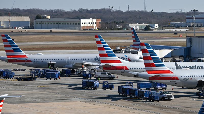 FAA system outage causes thousands of flight delays and cancellations across the US 1 FAA system outage causes thousands of flight delays and cancellations across the US thumbnail
