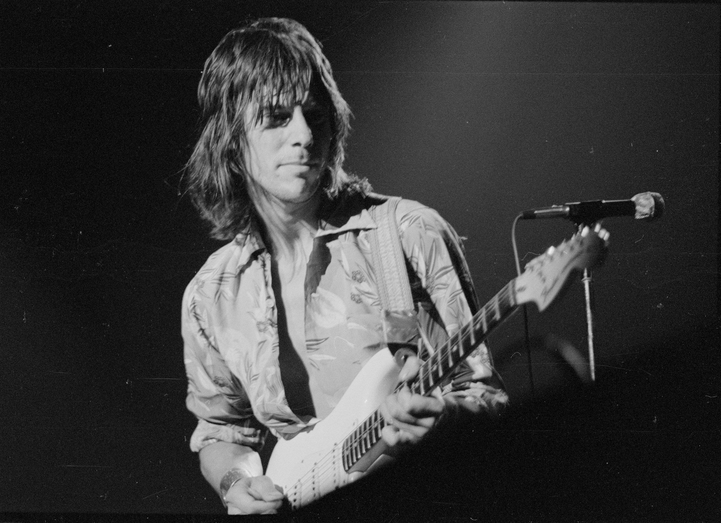 Who was Jeff Beck married to? All about his wife and children as guitar  legend dies aged 78