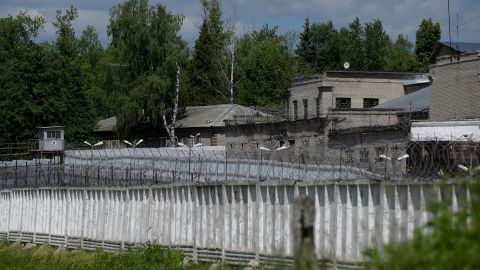 Een foto genomen op 23 juni 2022 toont de IK-6 strafkolonie waarnaar Alexey Navalny werd overgebracht nabij het dorp Melekhovo, in de regio Vladimir.