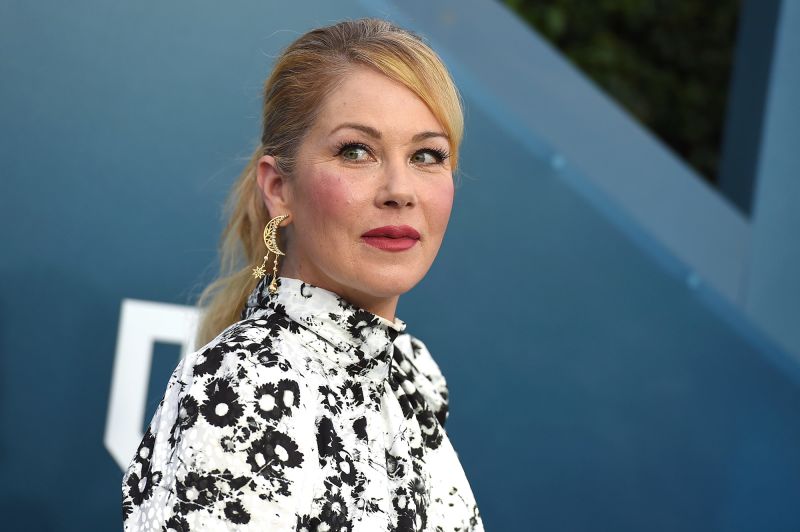 Christina Applegate - AatqaRheava